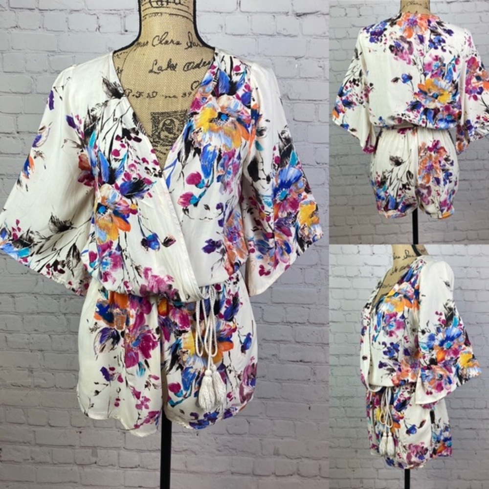 Umgee Floral Cross Front Side Pockets Romper
